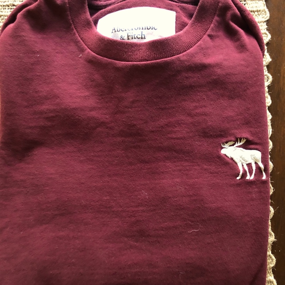 Men’s small Abercrombie long sleeve t-shirt